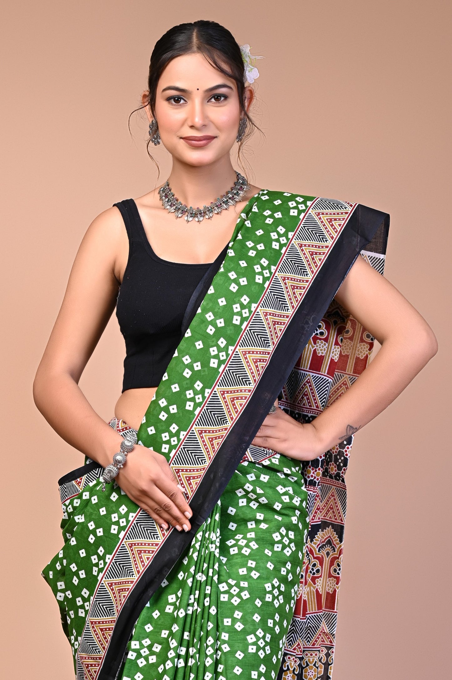 Bandhej — Emerald Noir Arch
