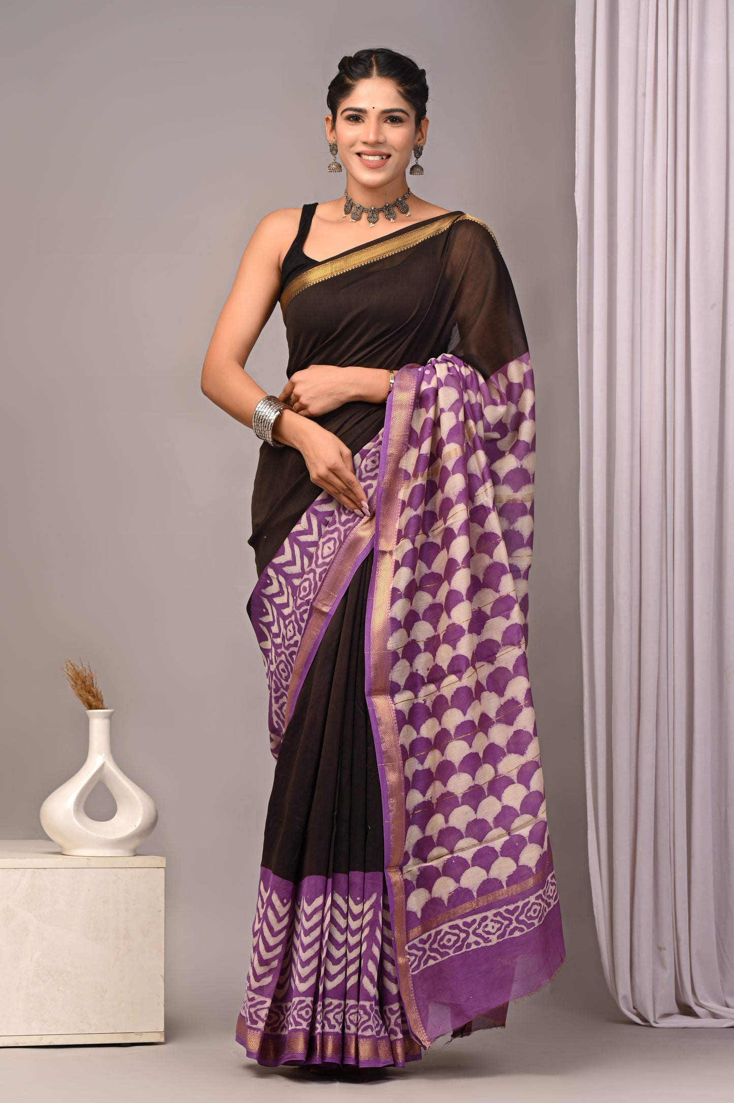 Maheshwari — Noir Violet Scallop