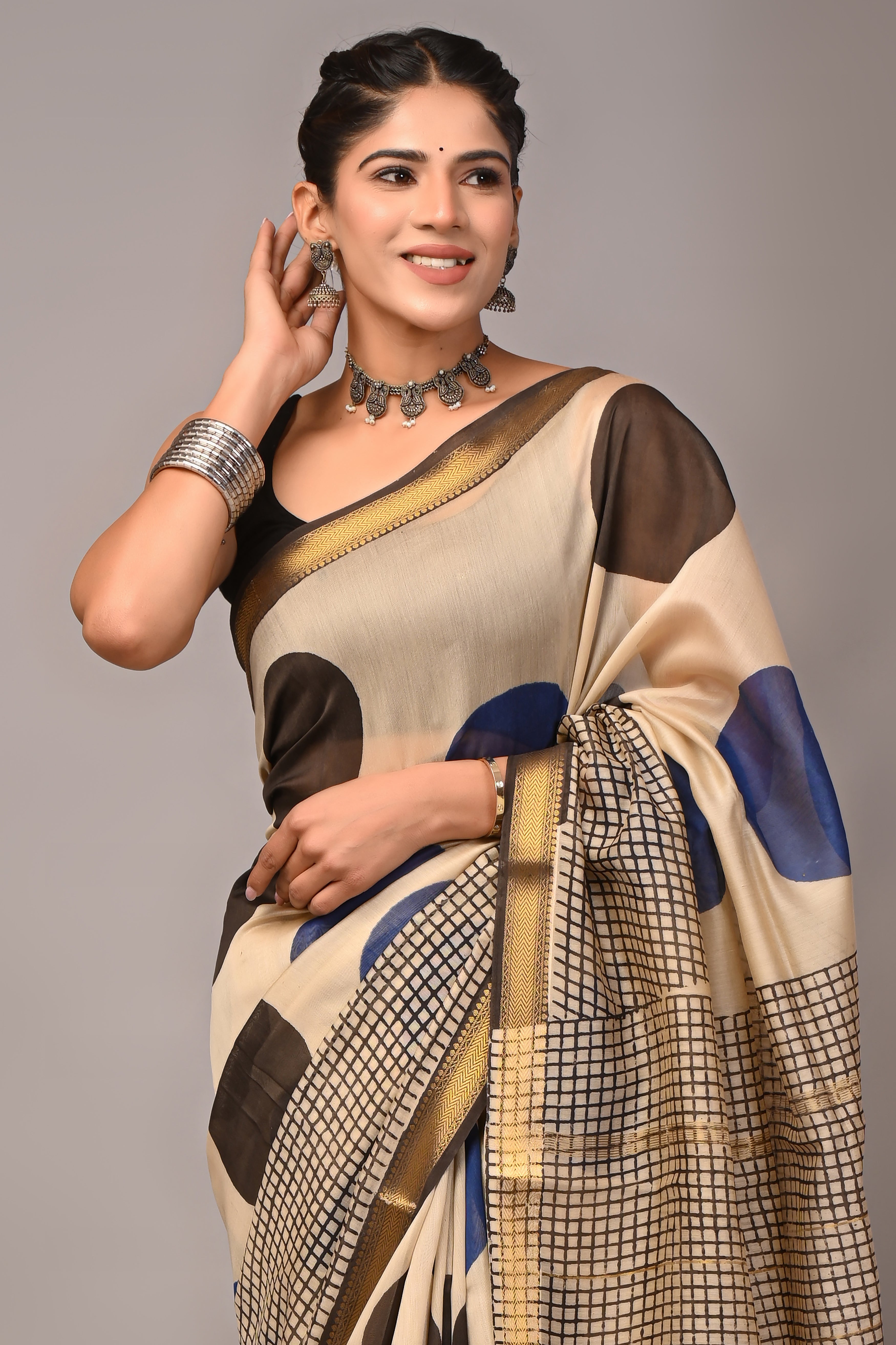 Maheshwari — Ivory Modern Circle