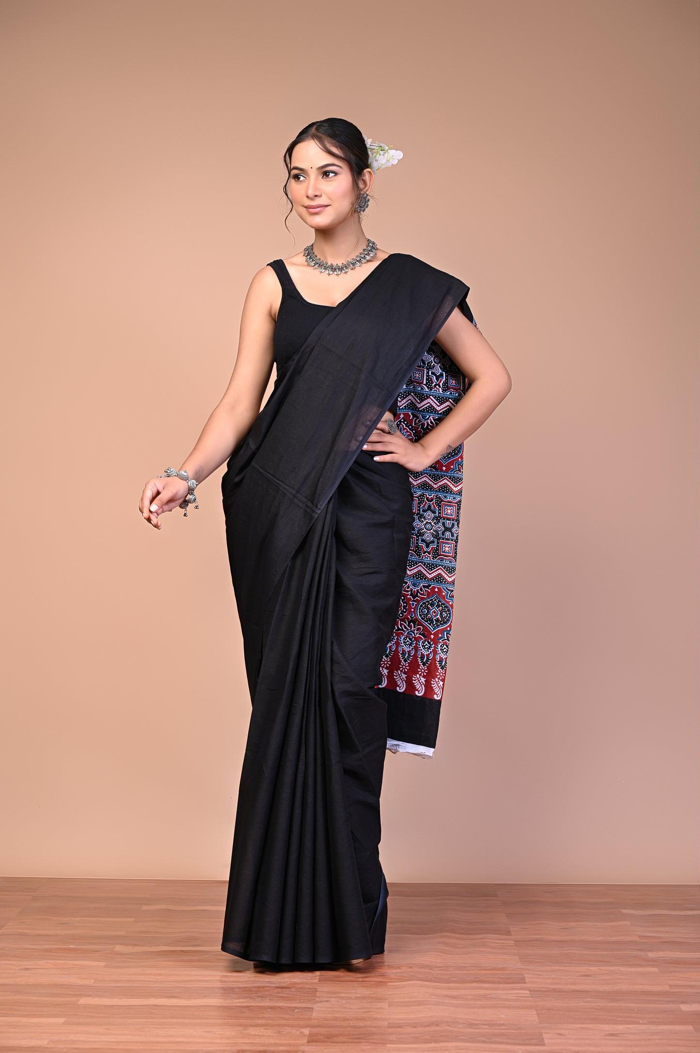 Ajrakh — Noir Geometric Pallu