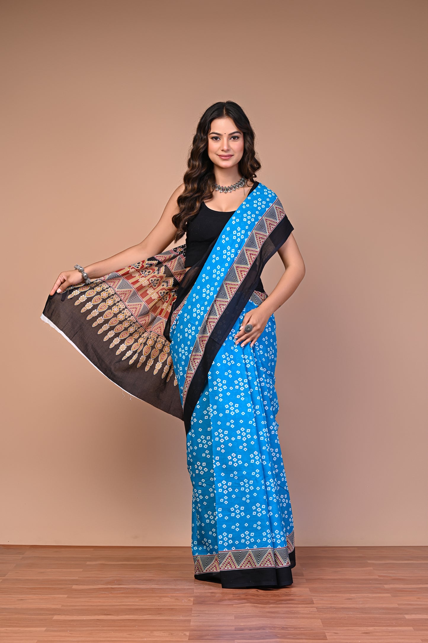 Bandhej — Azure Noir Arch