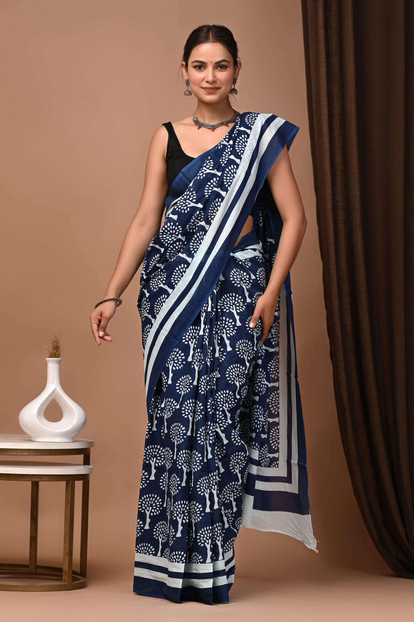 Navy Cotton Mulmul Tree Booti Print Saree