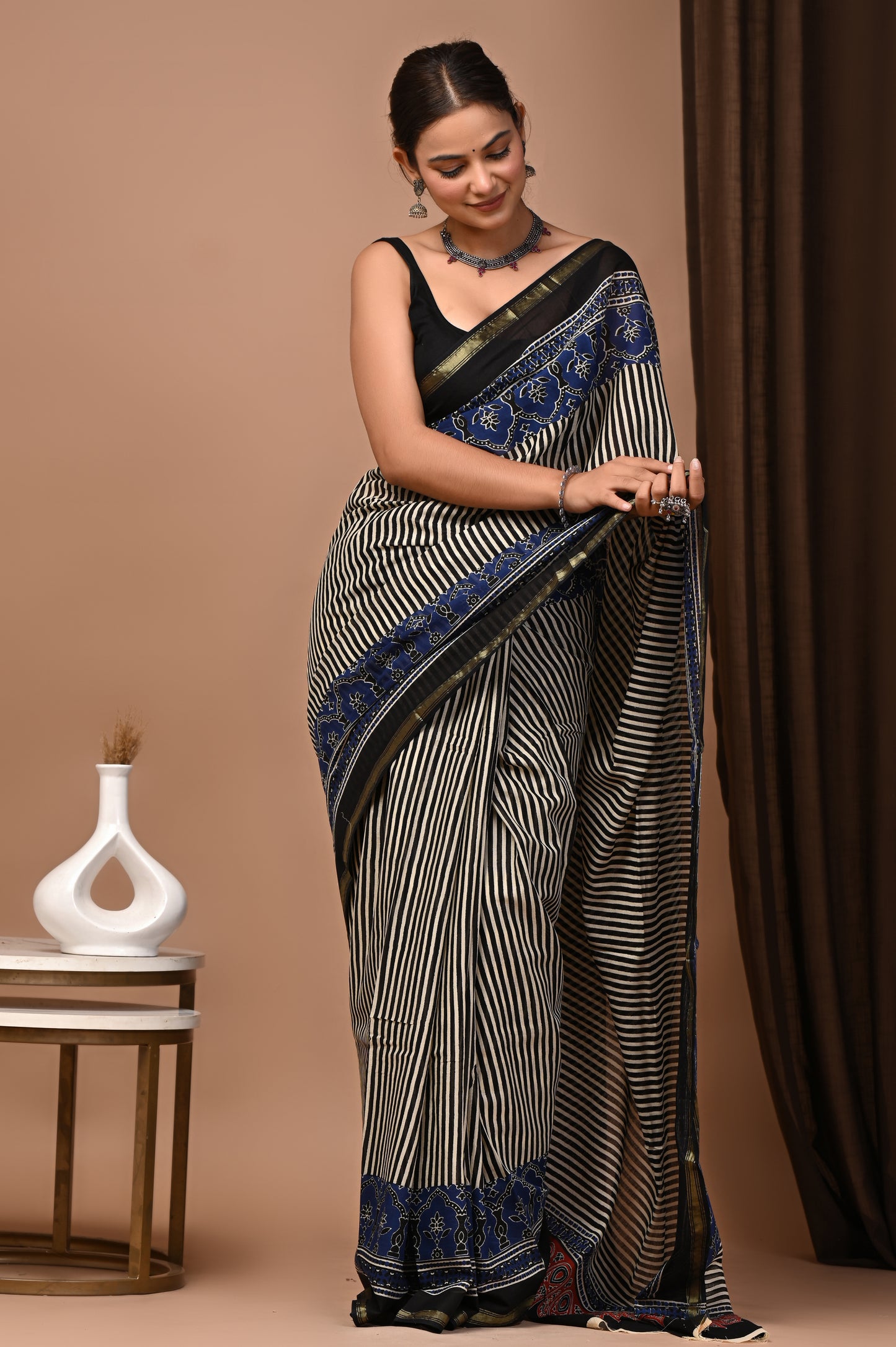 Zari Edit — Ivory Navy Stripe
