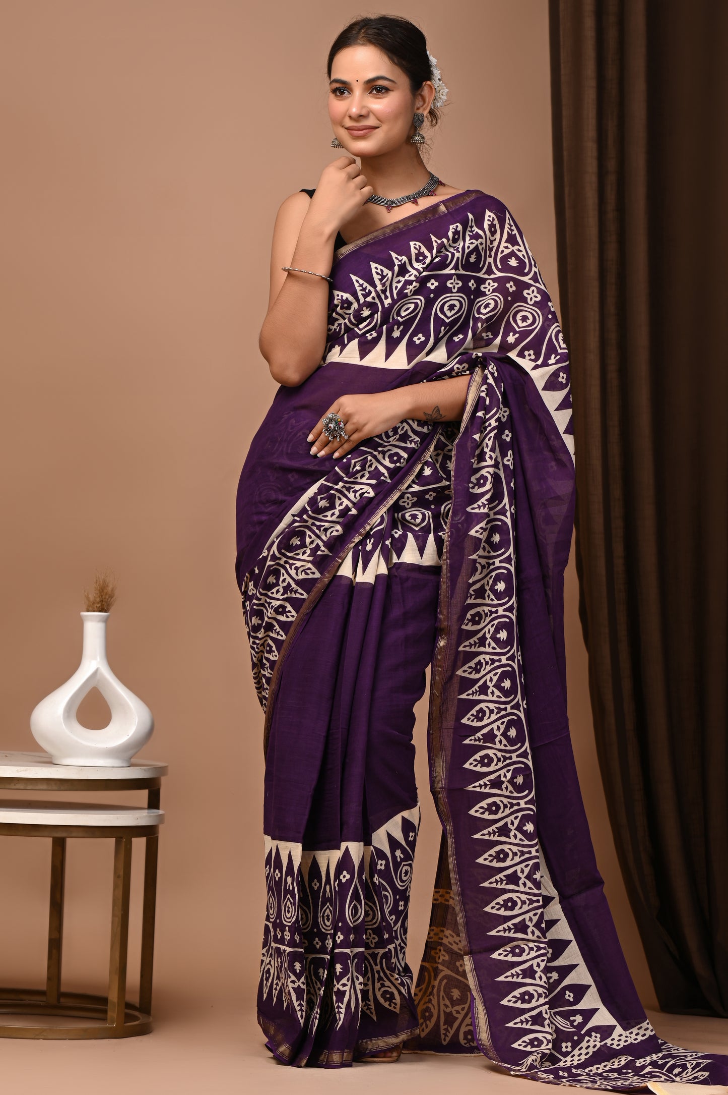 Zari Edit — Plum Paisley Crown