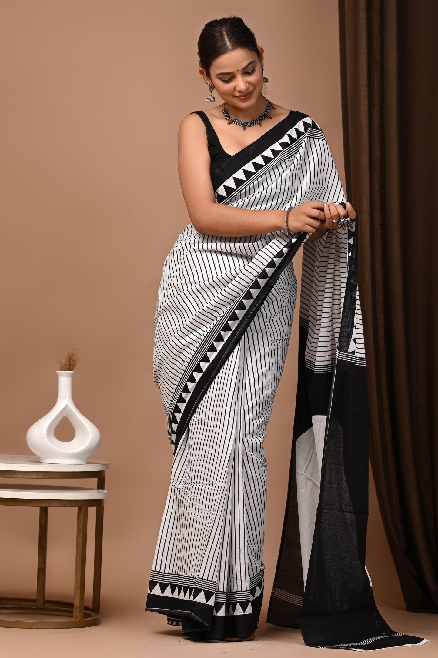 Ivory Cotton Mulmul Pinstripe Print Saree