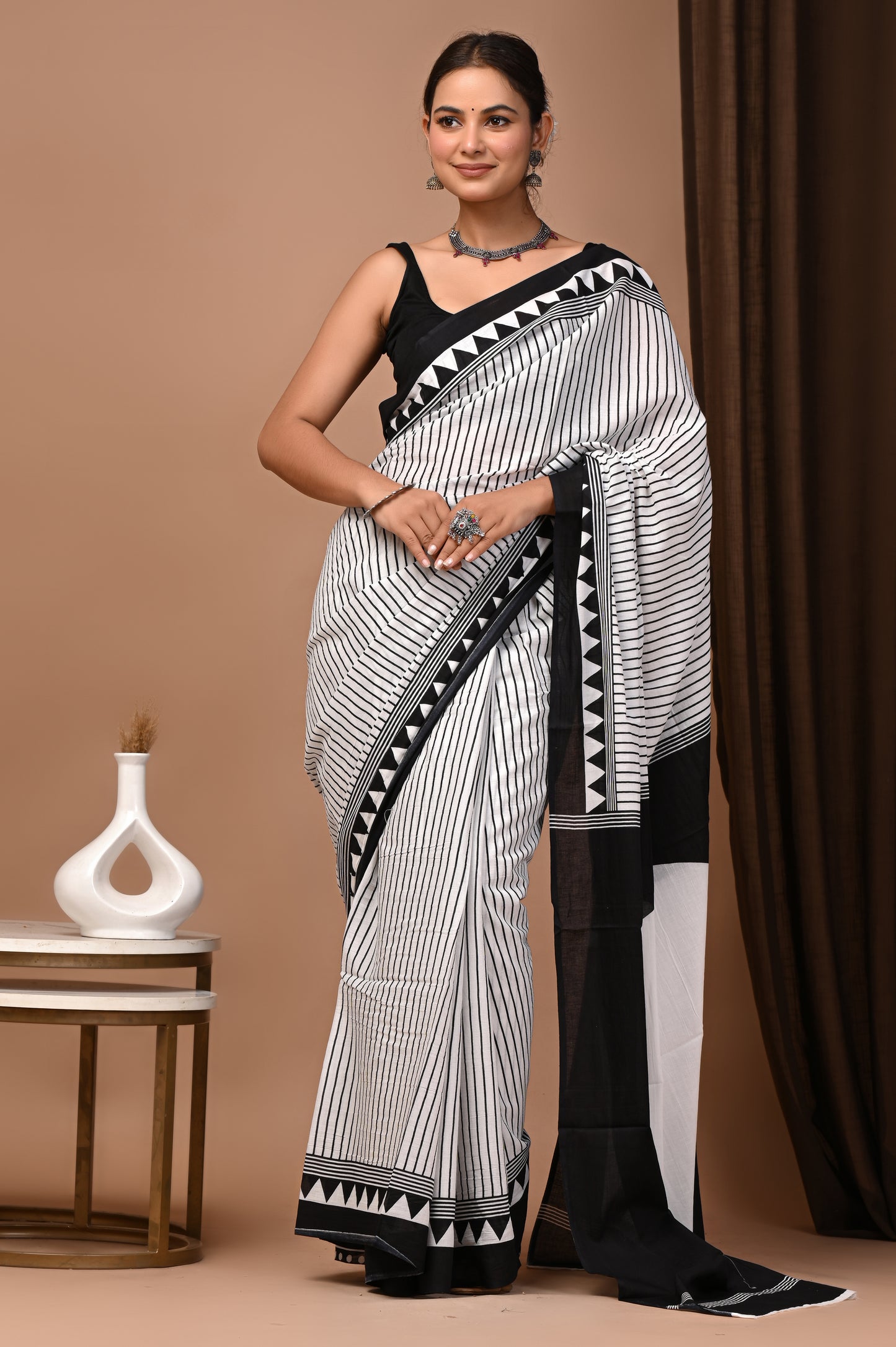 Ivory Cotton Mulmul Pinstripe Print Saree