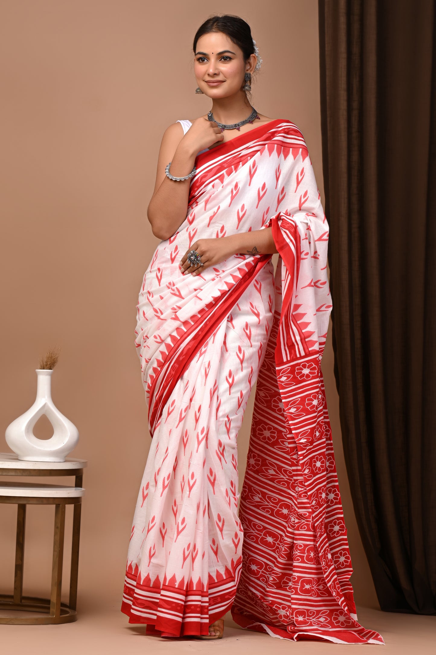 Ivory Red Cotton Mulmul Ikat Leaf Print Saree
