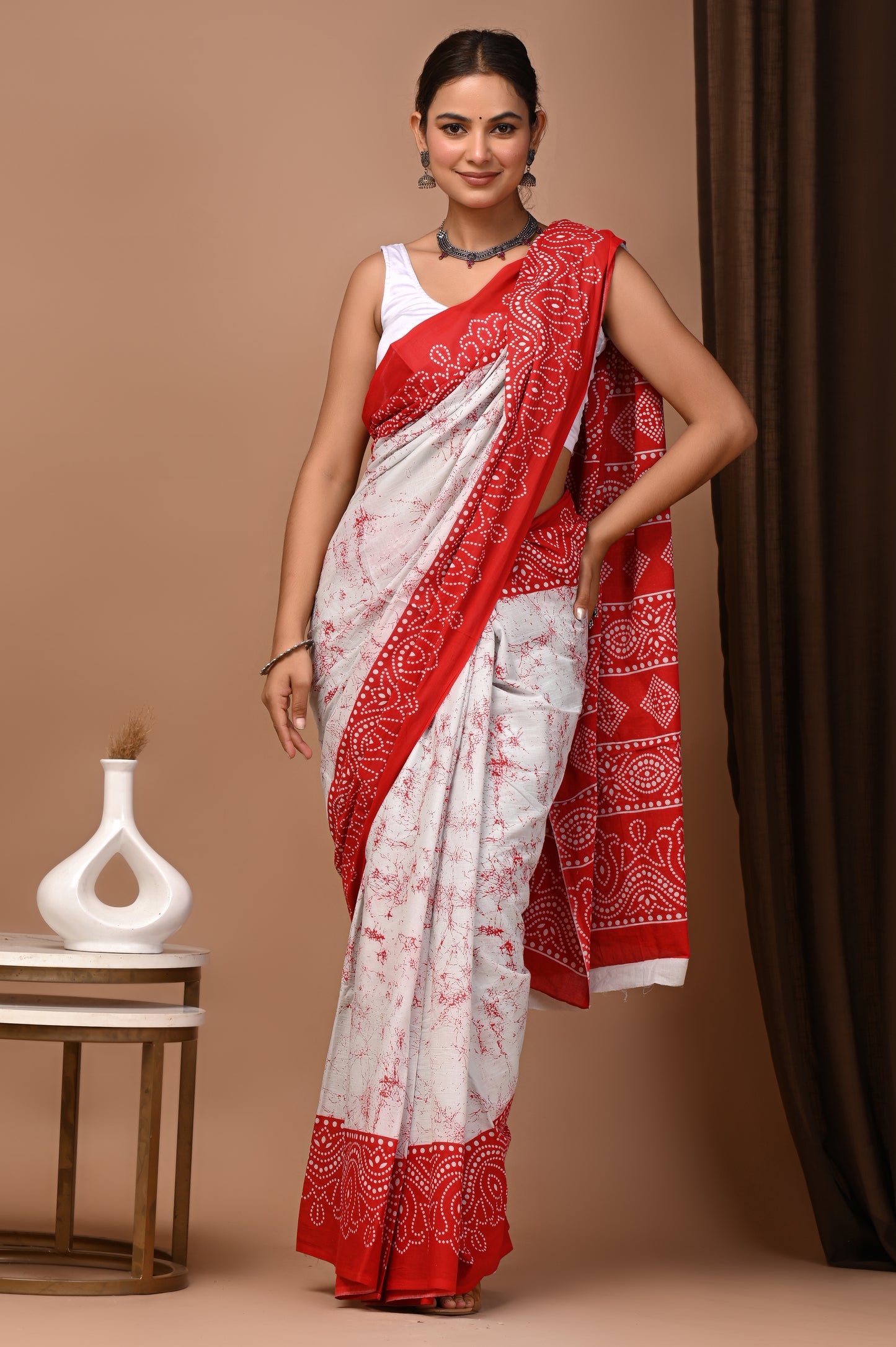 Ivory Red Cotton Mulmul Batik Print Saree